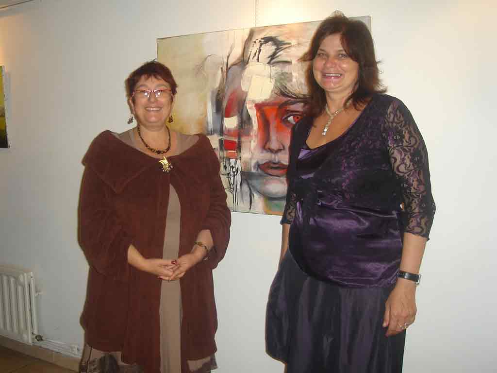 Foto  Avdia Avrumutoae - expozitie Belgia - impreuna cu Carmen Hopartean (c) eMaramures.ro